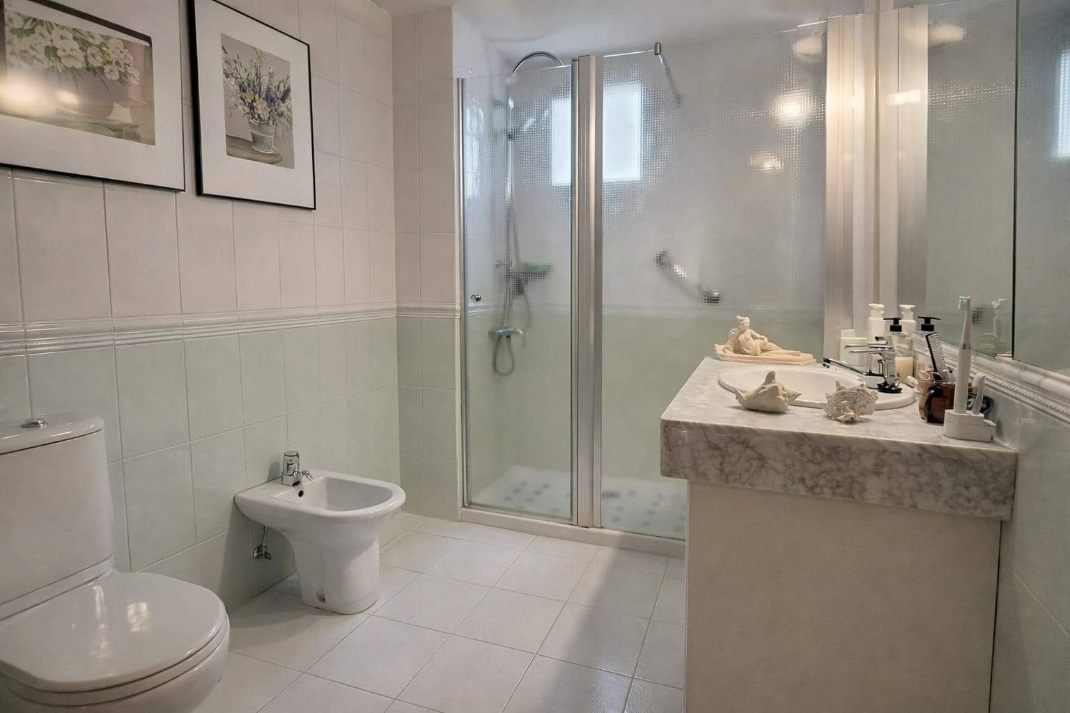 3 bedroom Flat for sale in Malaga city with pool garage - € 744,999 (Ref: 9707531)