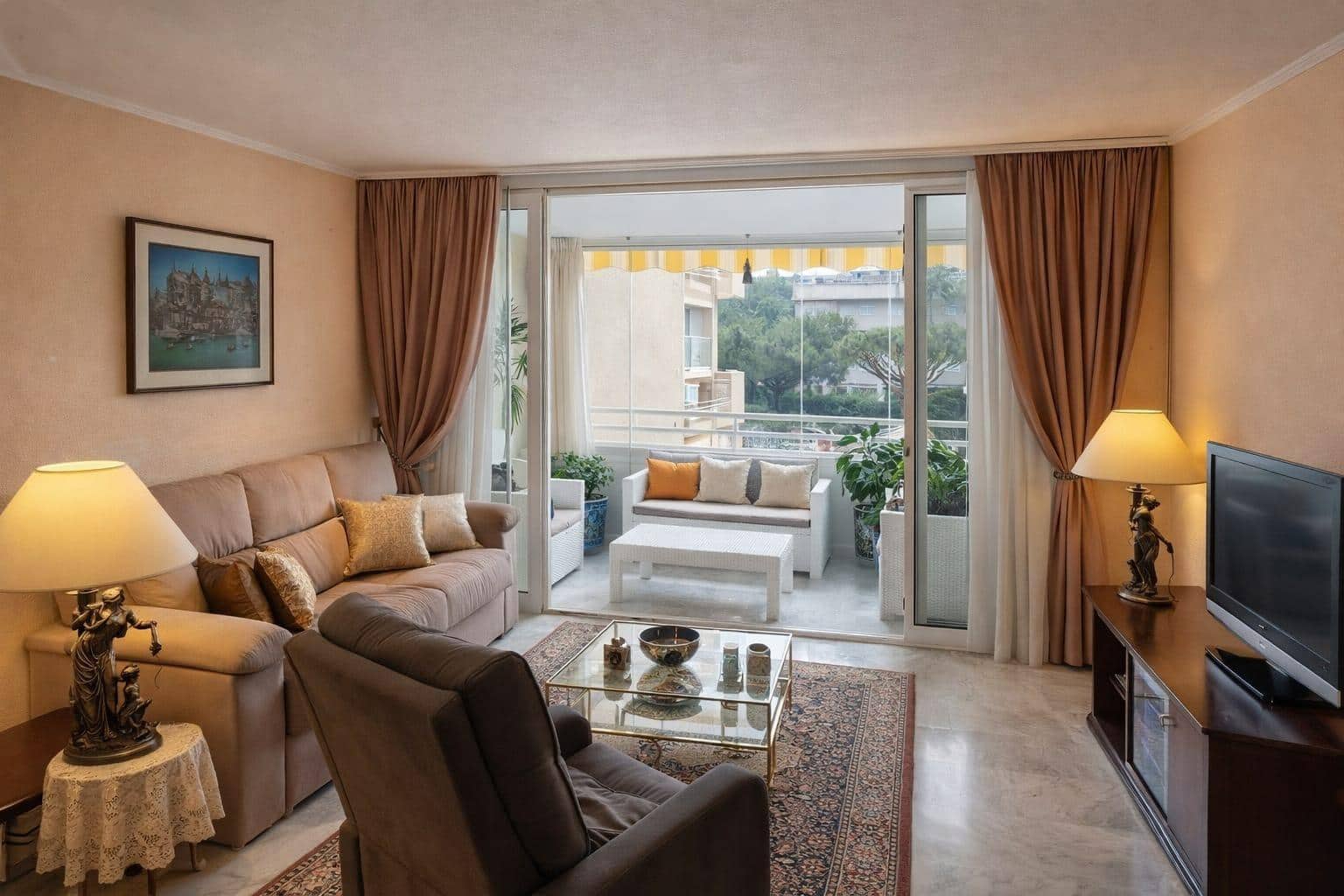 3 bedroom Flat for sale in Malaga city with pool garage - € 744,999 (Ref: 9707531)