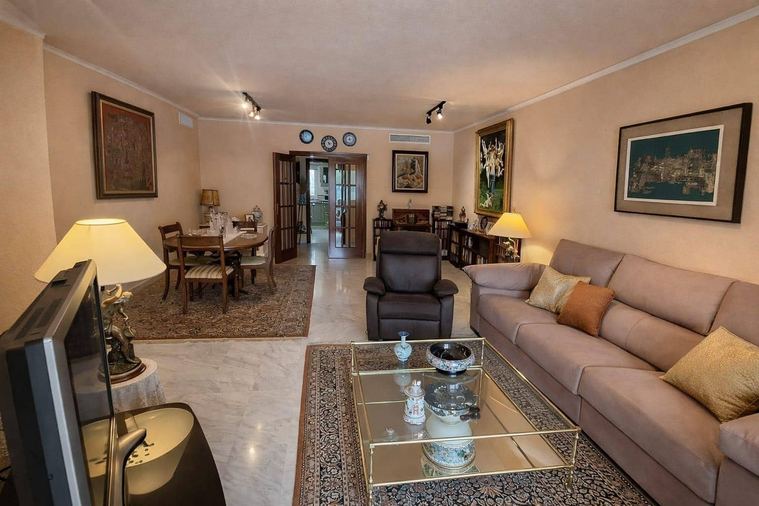 3 bedroom Flat for sale in Malaga city with pool garage - € 744,999 (Ref: 9707531)