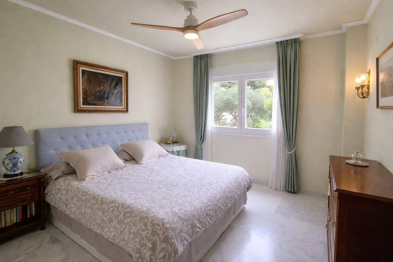 3 bedroom Flat for sale in Malaga city with pool garage - € 744,999 (Ref: 9707531)