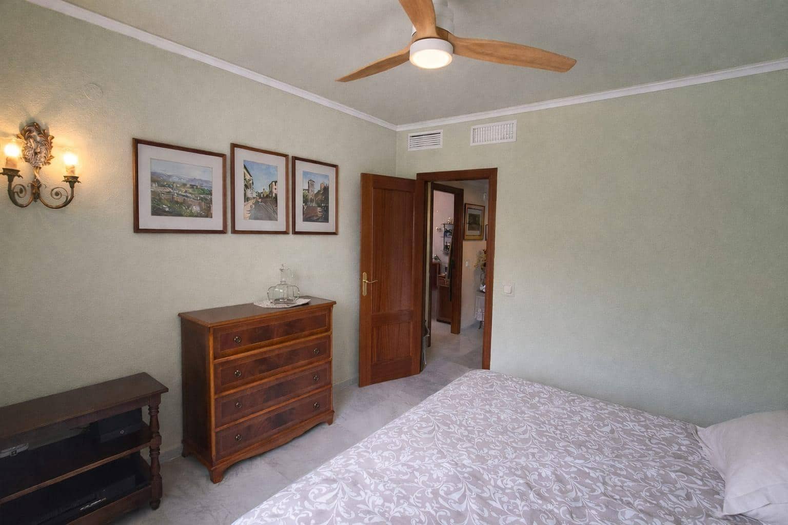 3 bedroom Flat for sale in Malaga city with pool garage - € 744,999 (Ref: 9707531)