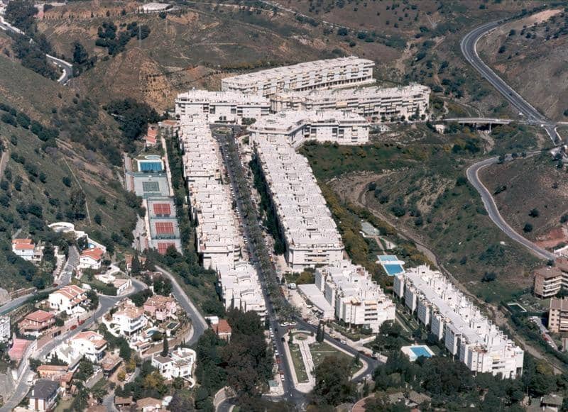 3 bedroom Flat for sale in Malaga city with pool garage - € 744,999 (Ref: 9707531)