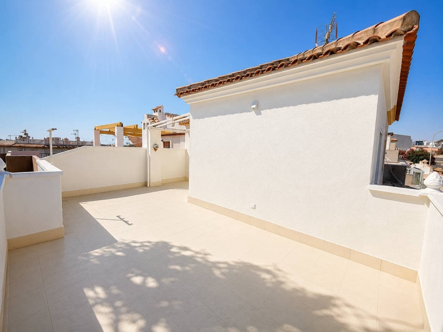 3 sovrum Semi-fristående Villa till salu i Orihuela Costa med pool - 239 000 € (Ref: 10010162)