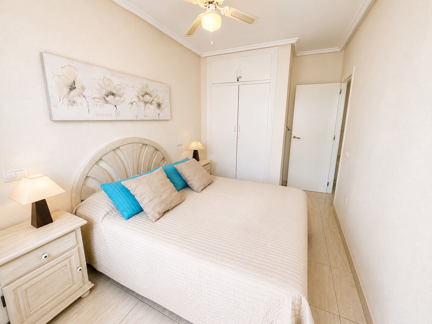 3 soverom Leilighet til salgs i Torrevieja - € 415 000 (Ref: 10010163)
