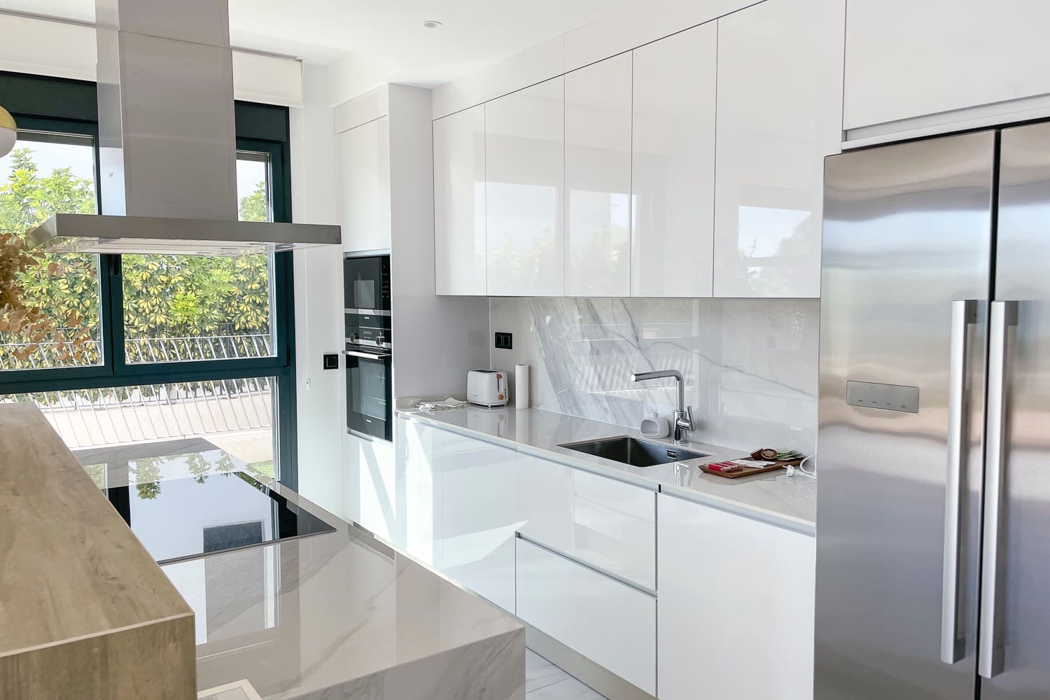 Apartamento de 3 habitaciones en La Villajoyosa / Vila Joiosa en venta con piscina garaje - 1.390.000 € (Ref: 10010167)