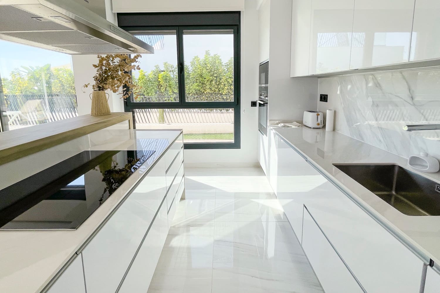 Apartamento de 3 habitaciones en La Villajoyosa / Vila Joiosa en venta con piscina garaje - 1.390.000 € (Ref: 10010167)