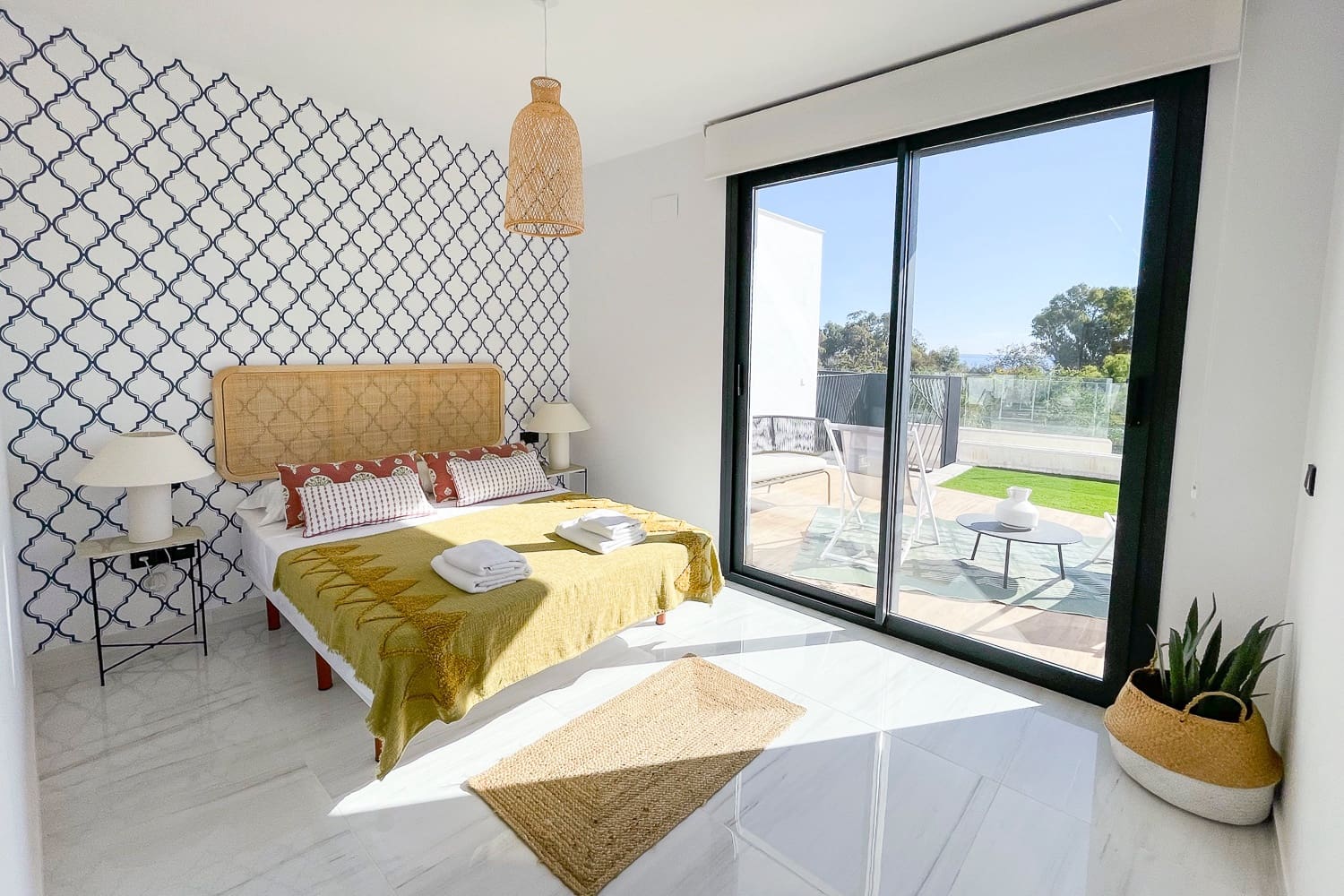 Apartamento de 3 habitaciones en La Villajoyosa / Vila Joiosa en venta con piscina garaje - 1.390.000 € (Ref: 10010167)