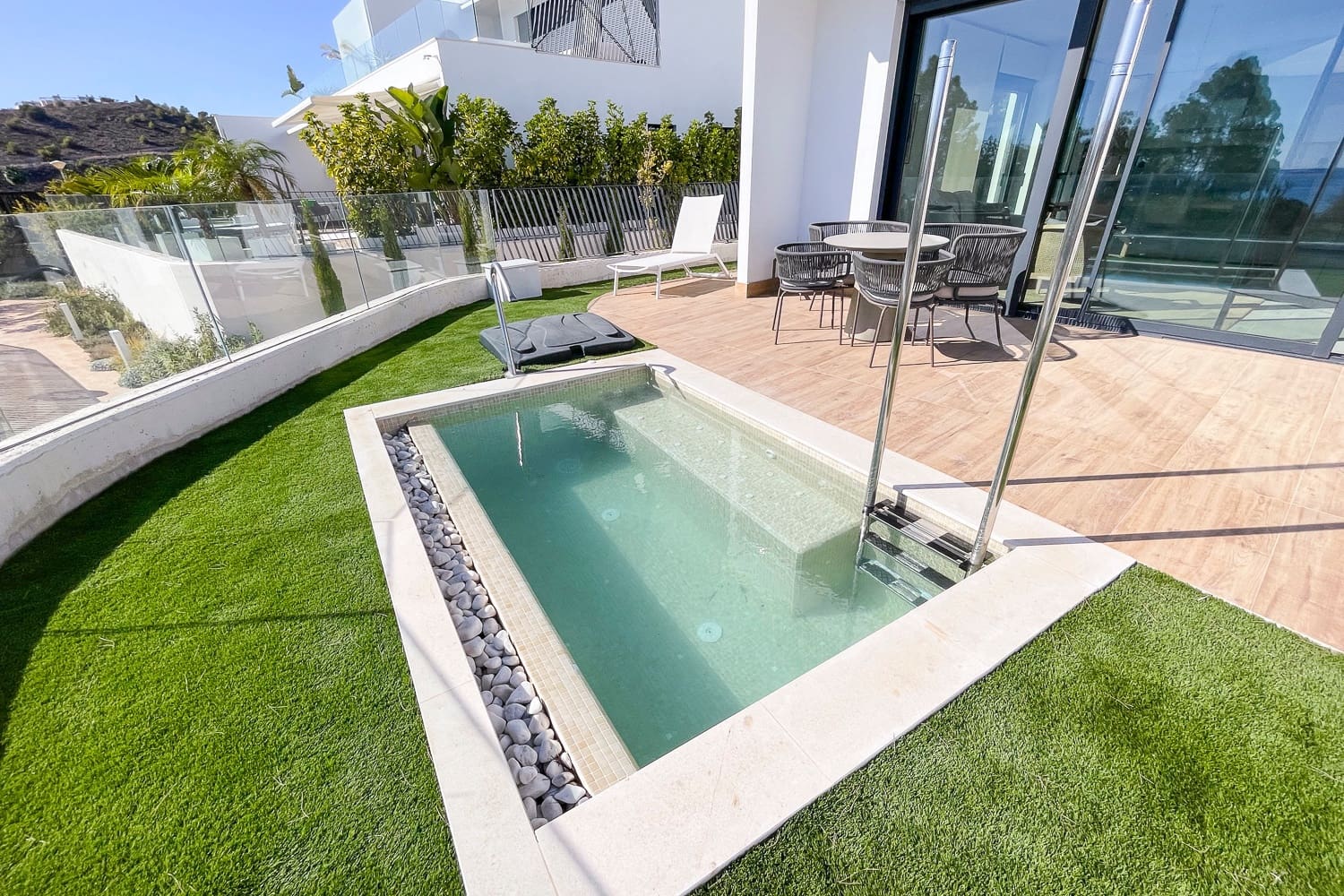 Apartamento de 3 habitaciones en La Villajoyosa / Vila Joiosa en venta con piscina garaje - 1.390.000 € (Ref: 10010167)
