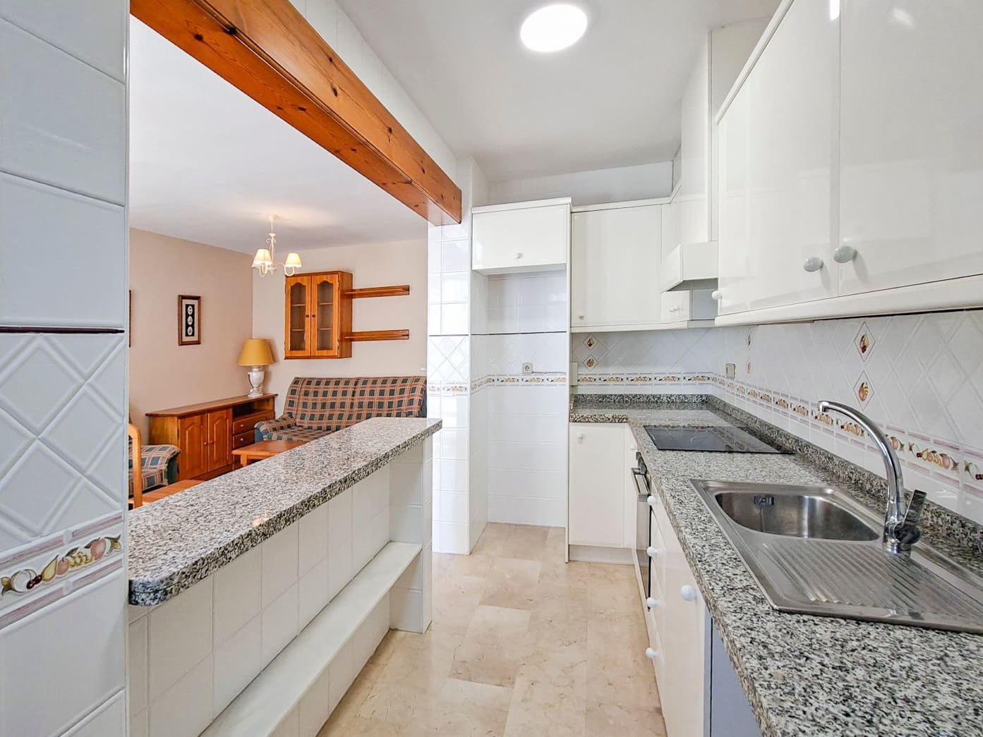2 makuuhuone Paritalo myytävänä paikassa Villamartin mukana uima-altaan - 215 000 € (Ref: 10010171)