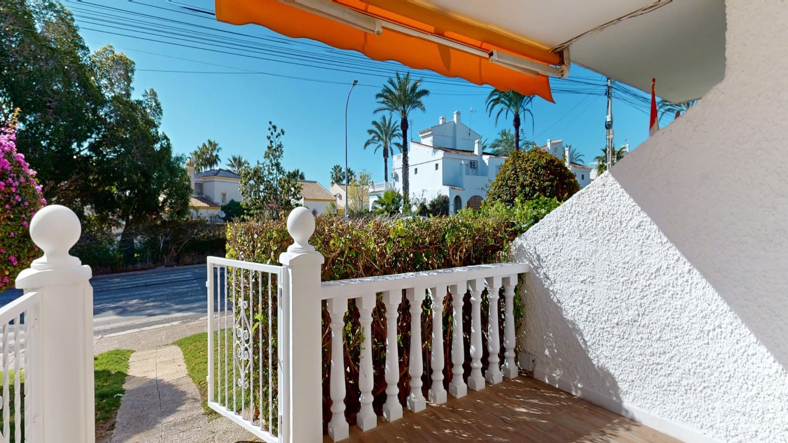 Apartamento de 2 habitaciones en Orihuela Costa en venta - 225.000 € (Ref: 10010174)