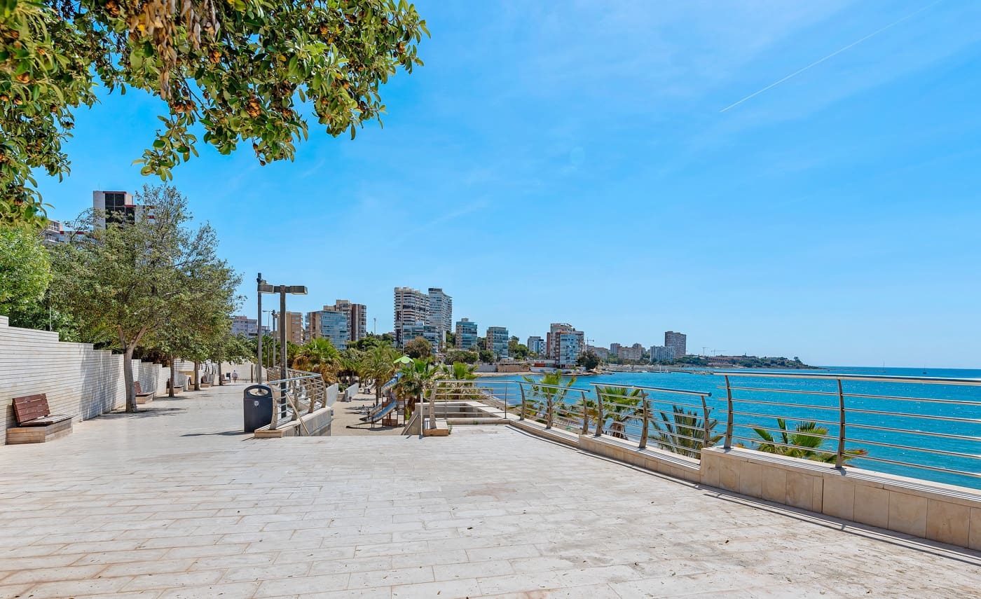 2 chambre Appartement à vendre à Alicante ville - 225 000 € (Ref: 10010177)