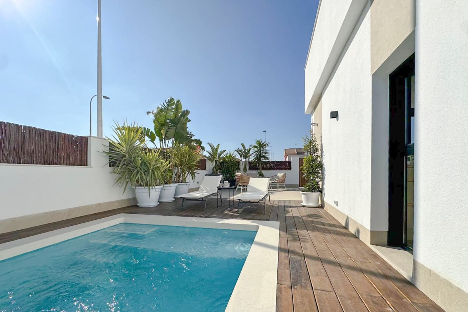 Pareado de 2 habitaciones en Santiago de la Ribera en venta con piscina - 499.000 € (Ref: 10010178)