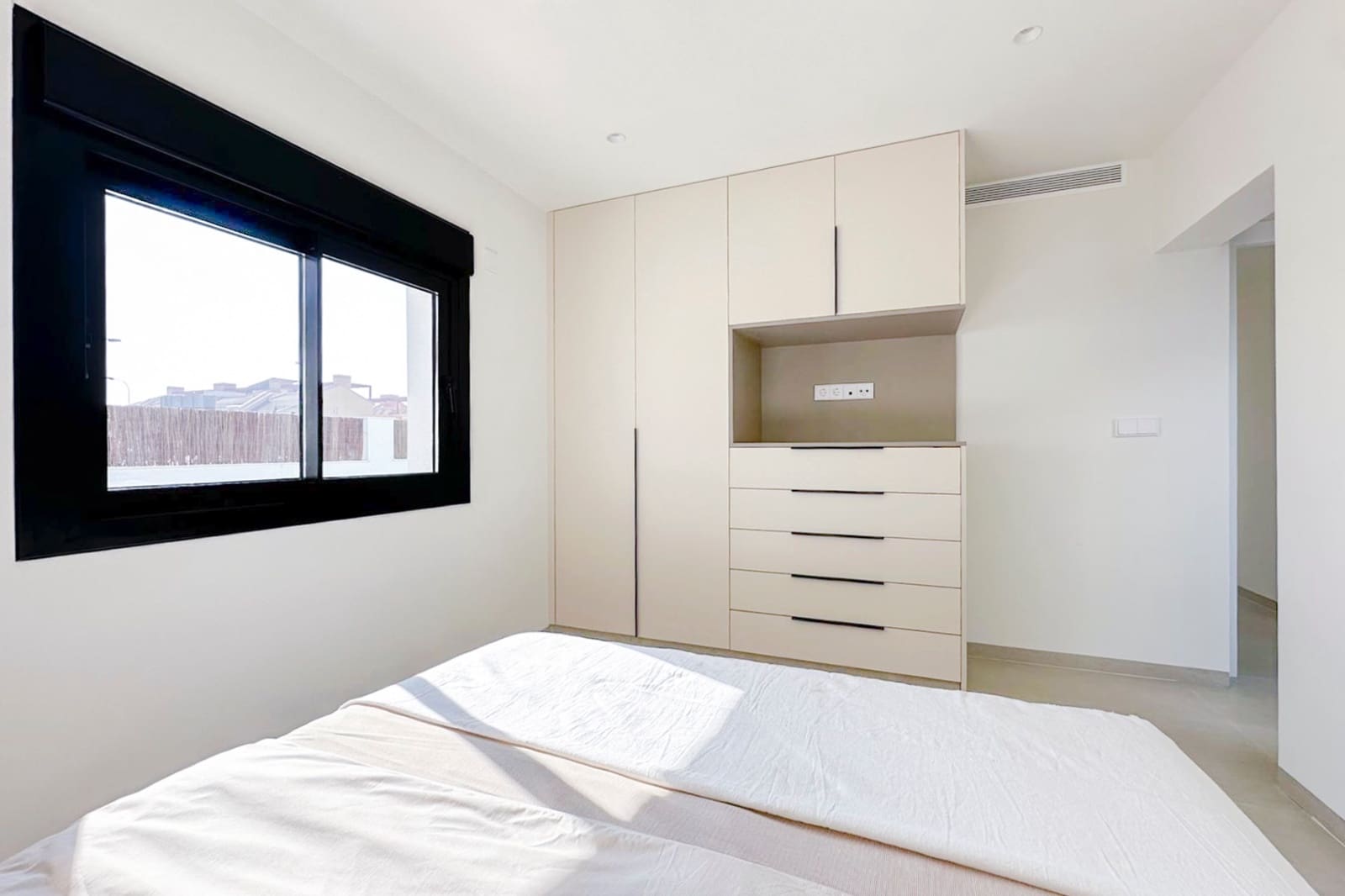 Pareado de 2 habitaciones en Santiago de la Ribera en venta con piscina - 499.000 € (Ref: 10010178)