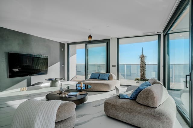 3 chambre Appartement à vendre à Playa Poniente, Benidorm avec piscine garage - 1 550 000 € (Ref: 10010181)
