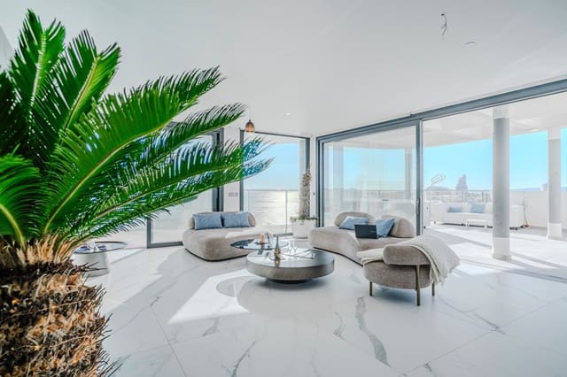 3 chambre Appartement à vendre à Playa Poniente, Benidorm avec piscine garage - 1 550 000 € (Ref: 10010181)