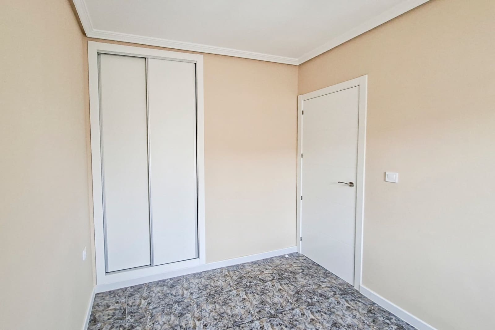 Apartamento de 2 habitaciones en Orihuela Costa en venta con piscina - 169.000 € (Ref: 10010182)