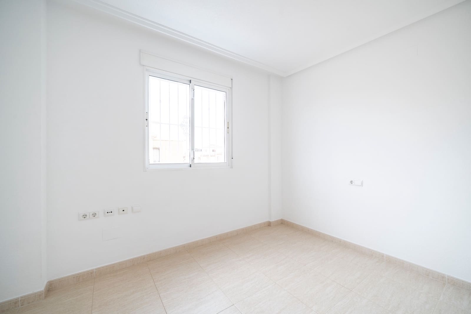 3 bedroom Semi-detached Villa for sale in Ciudad Quesada with pool - € 265,000 (Ref: 10010185)