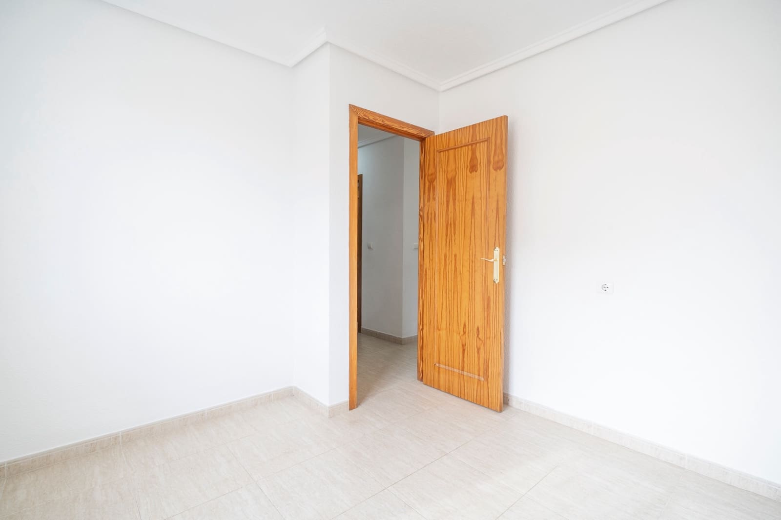 3 bedroom Semi-detached Villa for sale in Ciudad Quesada with pool - € 265,000 (Ref: 10010185)