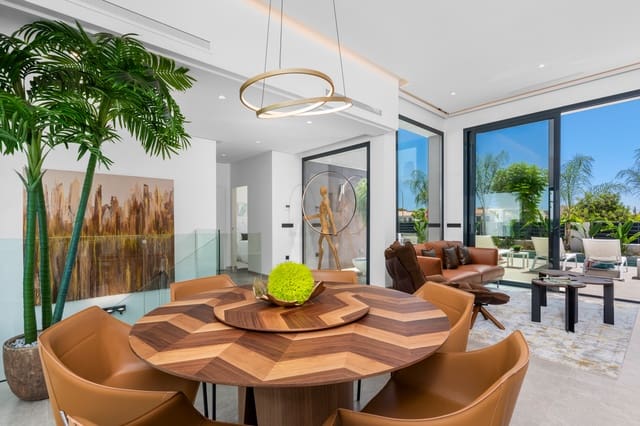 4 sypialnia Willa na sprzedaż w El Campello z basenem garażem - 1 390 000 € (Ref: 10010186)