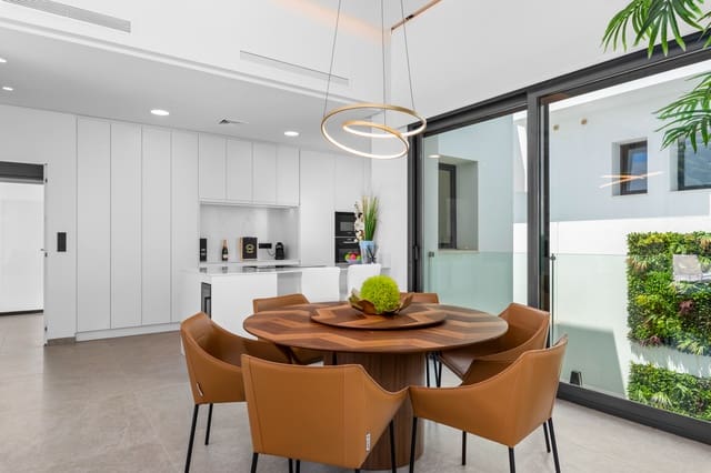 4 sypialnia Willa na sprzedaż w El Campello z basenem garażem - 1 390 000 € (Ref: 10010186)