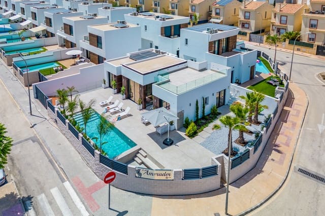 4 sypialnia Willa na sprzedaż w El Campello z basenem garażem - 1 390 000 € (Ref: 10010186)