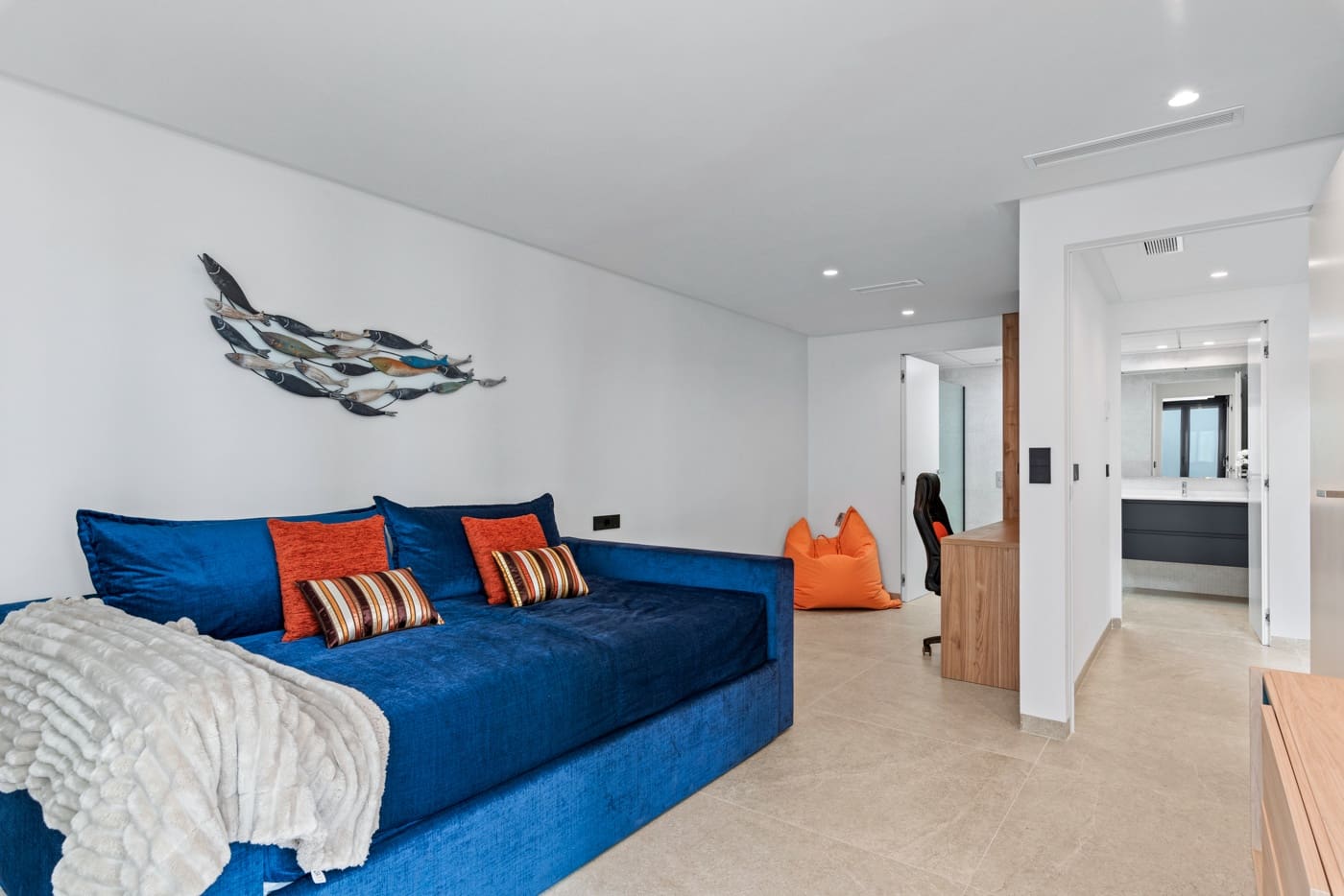 4 soverom Villa til salgs i El Campello med svømmebasseng garasje - € 1 390 000 (Ref: 10010186)