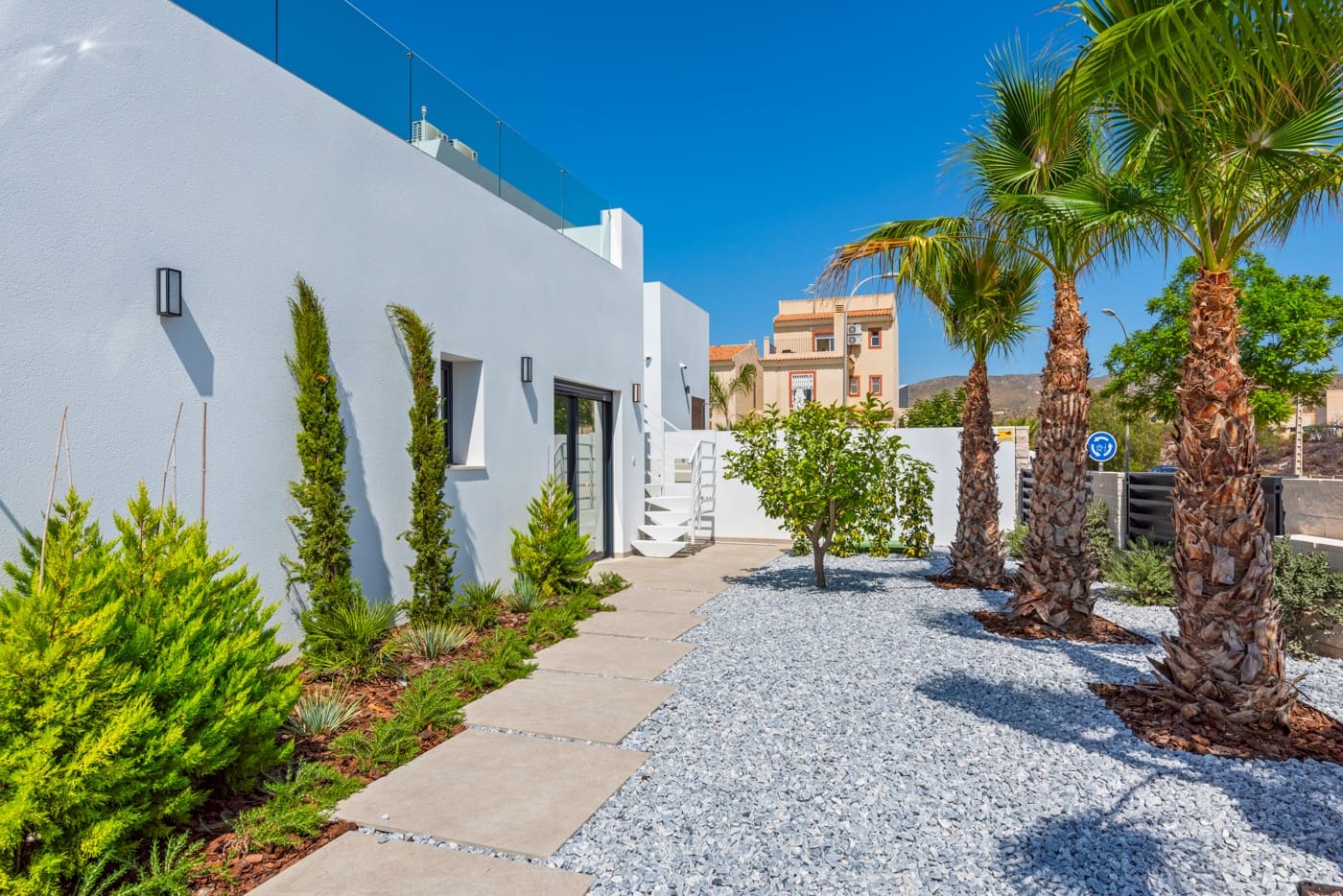 4 soverom Villa til salgs i El Campello med svømmebasseng garasje - € 1 390 000 (Ref: 10010186)