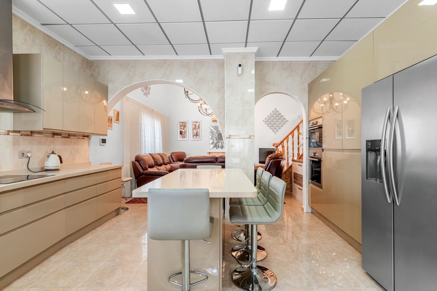 7 makuuhuone Huvila myytävänä paikassa Ciudad Quesada mukana uima-altaan - 690 000 € (Ref: 10010187)