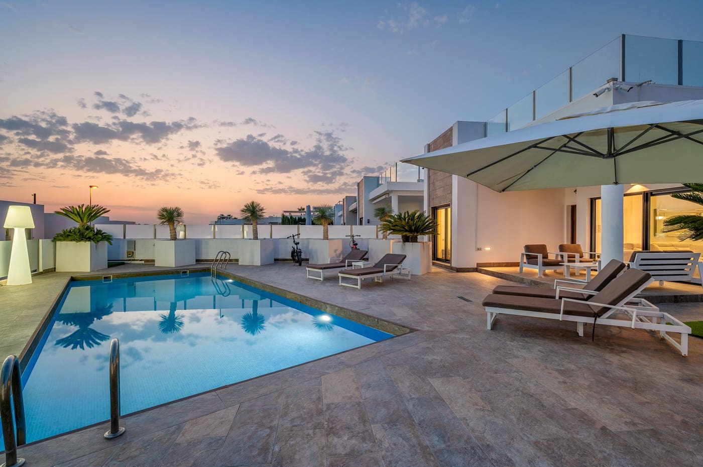 3 camera da letto Villa in vendita in Orihuela Costa con piscina - 759.000 € (Rif: 10010188)