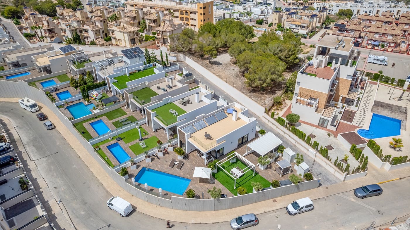 3 camera da letto Villa in vendita in Orihuela Costa con piscina - 759.000 € (Rif: 10010188)