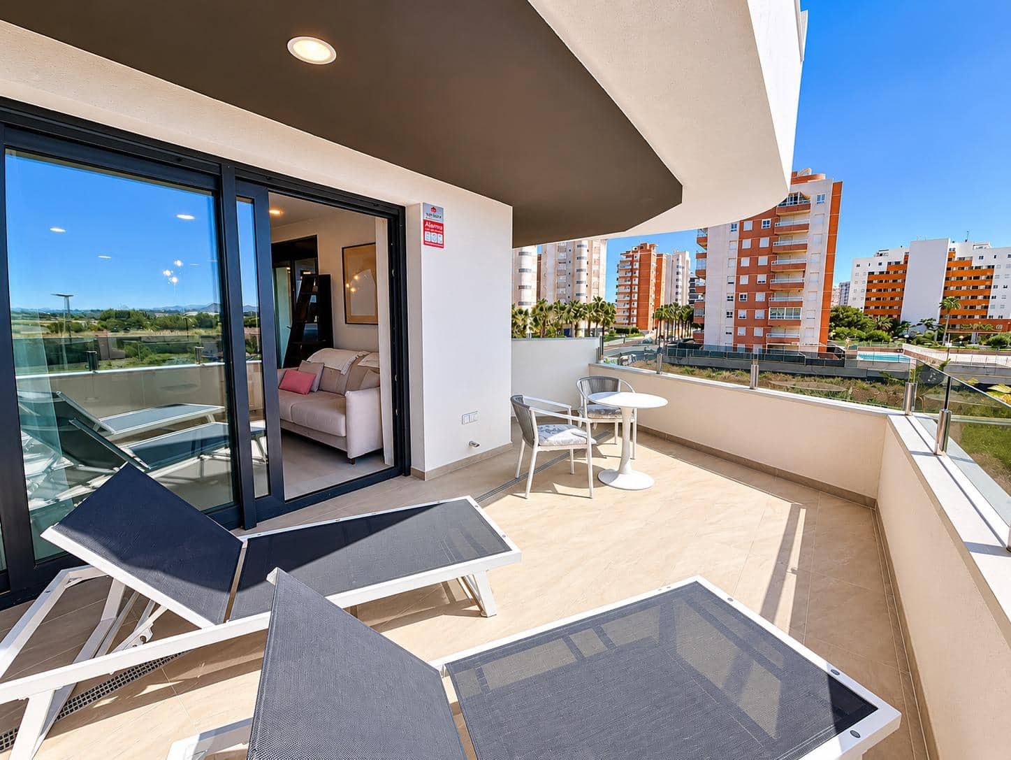 2 Zimmer Apartment zu verkaufen in Guardamar del Segura - 340.000 € (Ref: 10010190)