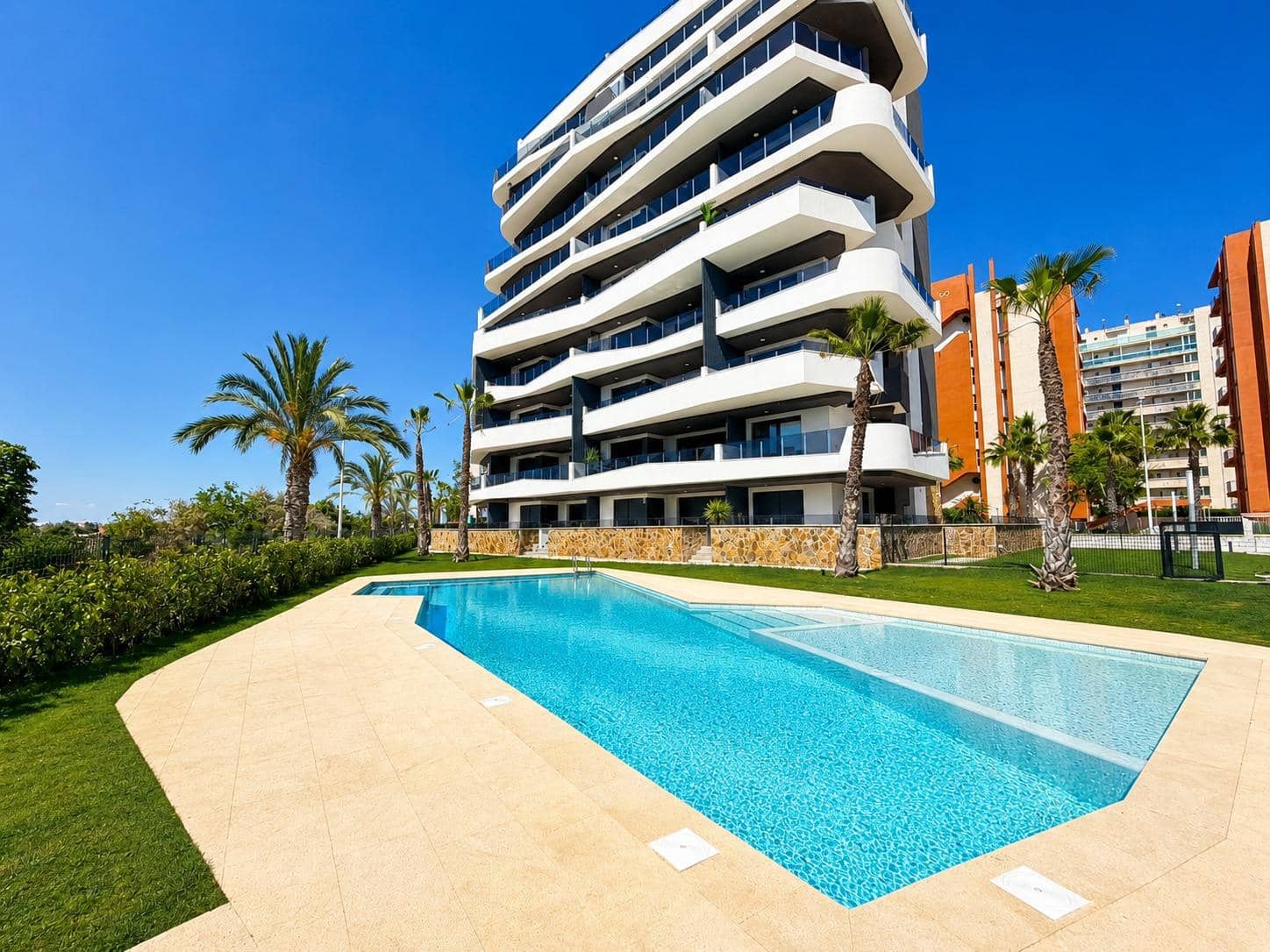 2 Zimmer Apartment zu verkaufen in Guardamar del Segura - 340.000 € (Ref: 10010190)