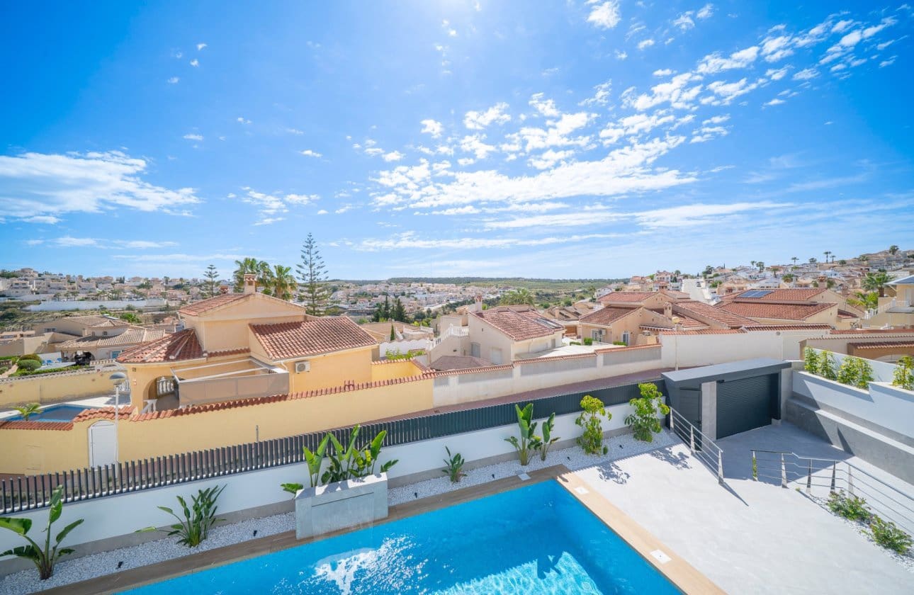 4 chambre Villa/Maison à vendre à Ciudad Quesada avec piscine - 1 150 000 € (Ref: 10010191)