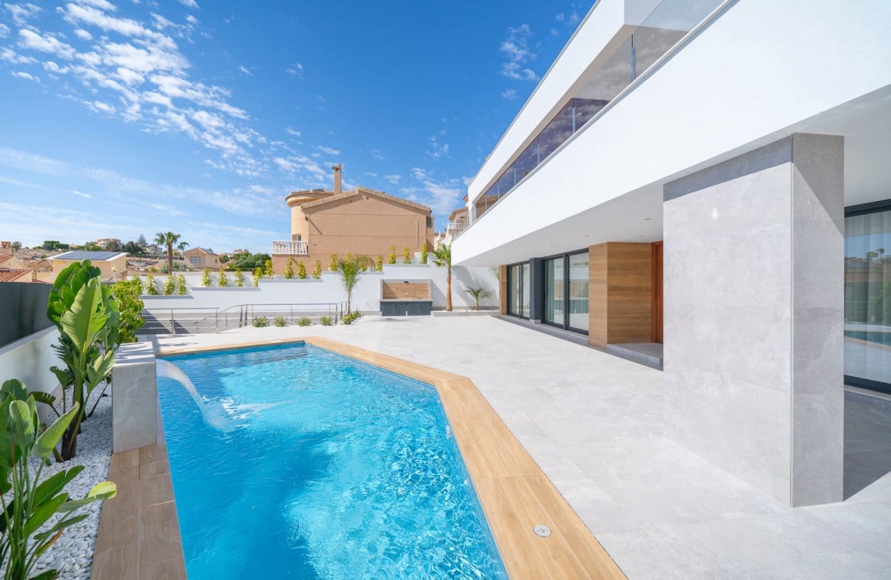4 chambre Villa/Maison à vendre à Ciudad Quesada avec piscine - 1 150 000 € (Ref: 10010191)