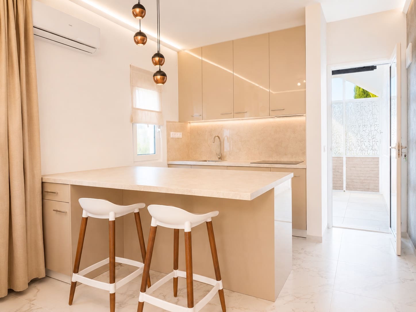 2 slaapkamer Appartement te koop in Torrevieja met zwembad - € 199.000 (Ref: 10010192)