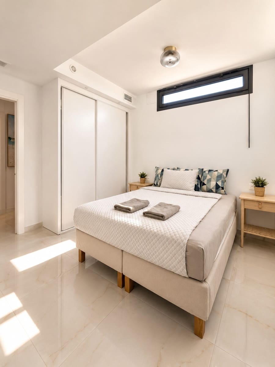 4 chambre Villa/Maison à vendre à Orihuela Costa avec piscine - 699 000 € (Ref: 10010193)