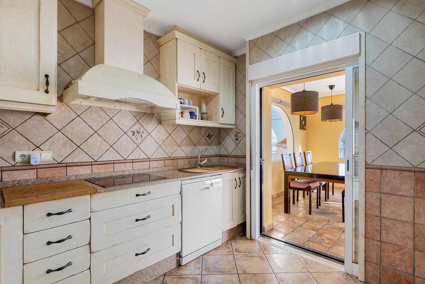 4 Zimmer Villa zu verkaufen in Ciudad Quesada mit Pool - 415.000 € (Ref: 10010196)