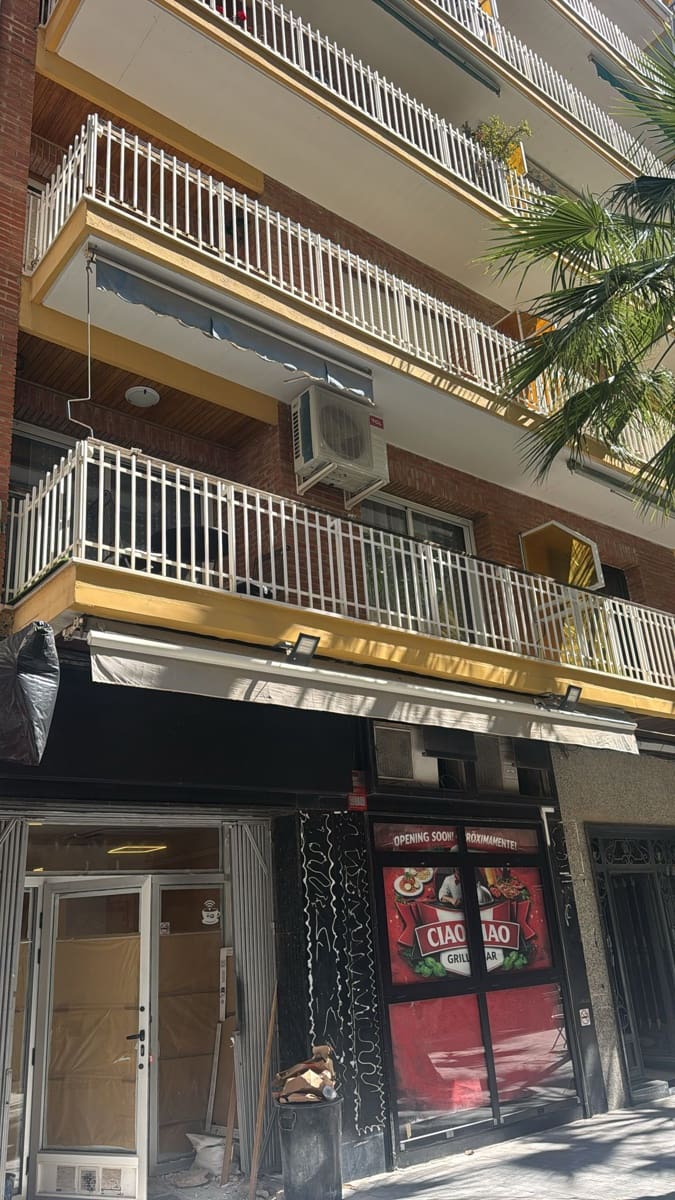 4 bedroom Apartment for sale in Torrevieja - € 285,000 (Ref: 10010201)