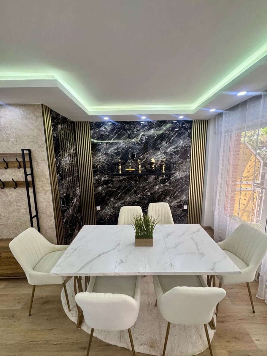 4 bedroom Apartment for sale in Torrevieja - € 285,000 (Ref: 10010201)