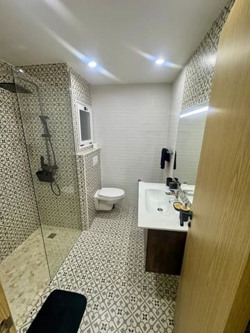 Apartamento de 4 habitaciones en Centro - Muelle Pesquero, Torrevieja en venta - 285.000 € (Ref: 10010201)