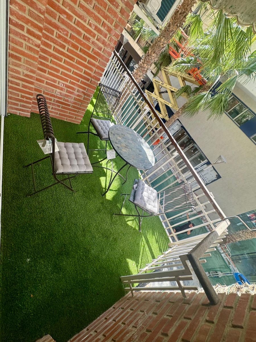 4 bedroom Apartment for sale in Torrevieja - € 285,000 (Ref: 10010201)