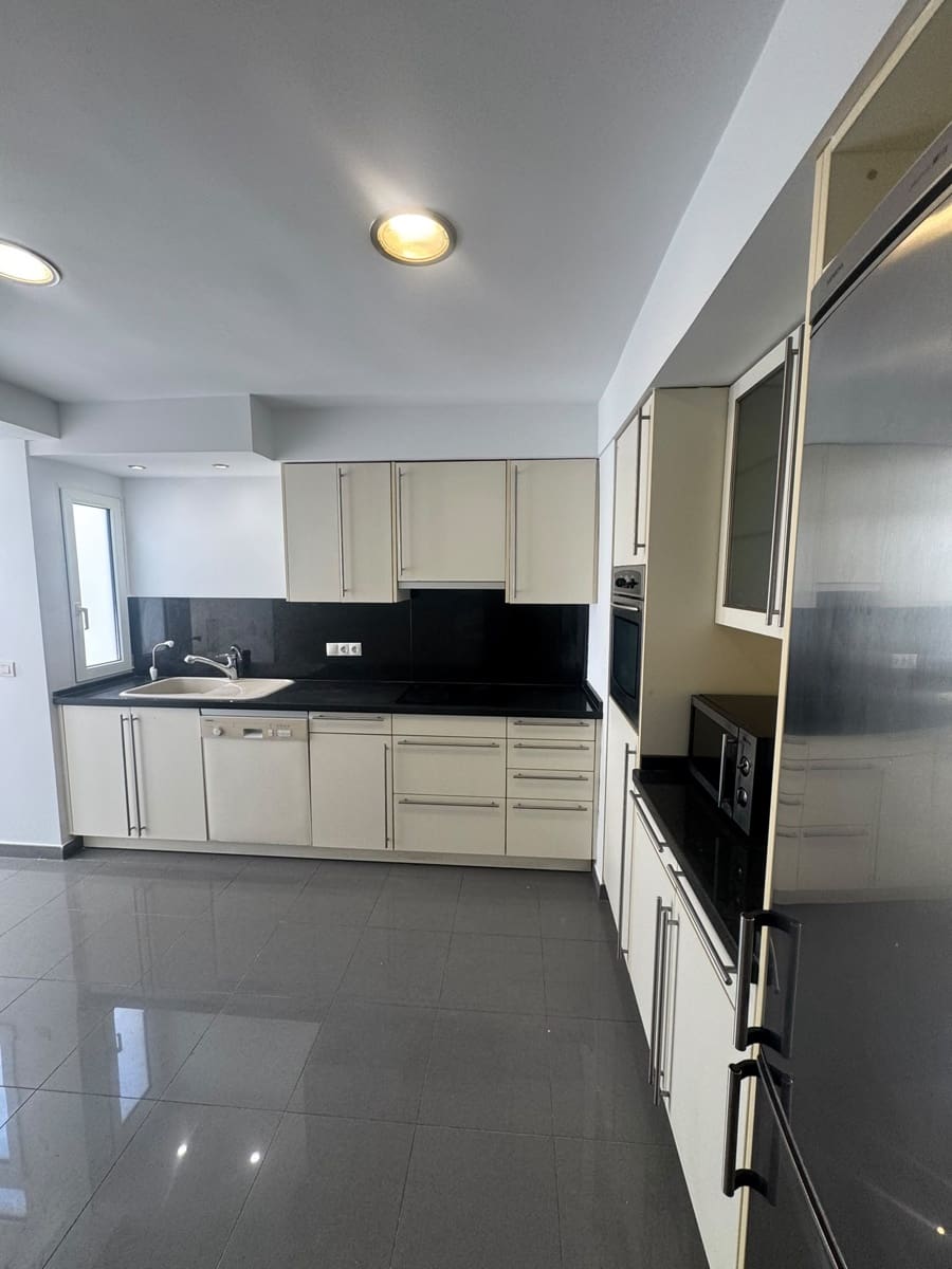 3 chambre Appartement à vendre à Torrevieja - 600 000 € (Ref: 10010202)