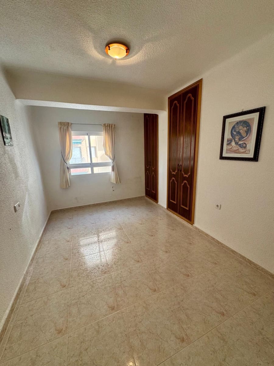 4 camera da letto Appartamento in vendita in Torrevieja - 339.000 € (Rif: 10010204)