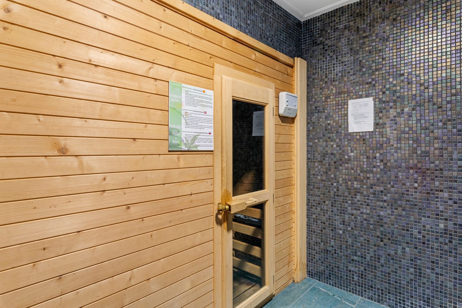 3 soveværelse Rækkehus til salg i Guardamar del Segura med swimmingpool garage - € 335.000 (Ref: 10010205)
