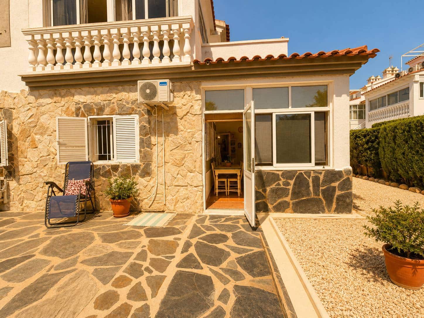 3 slaapkamer Halfvrijstaande villa te koop in Orihuela Costa met zwembad - € 349.000 (Ref: 10010206)