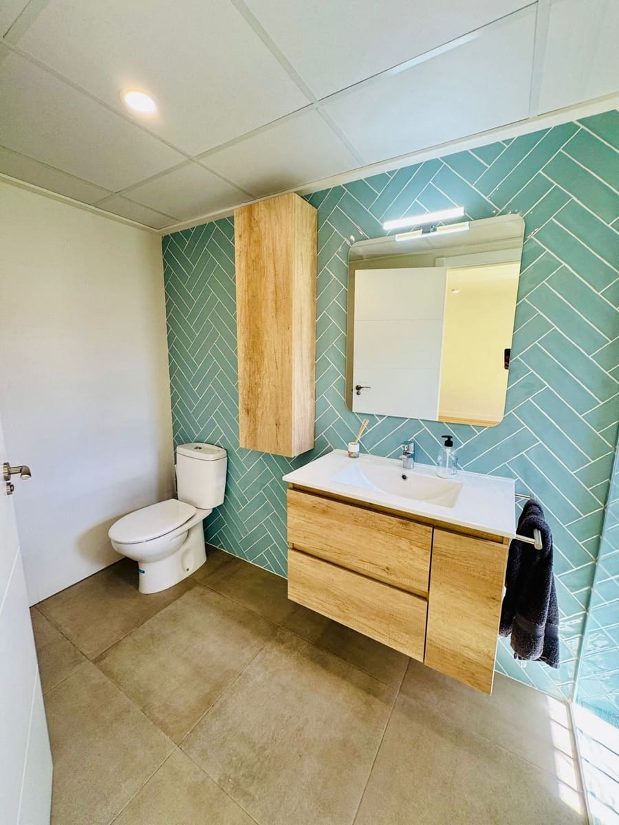 Chalet de 3 habitaciones en Torrevieja en venta - 665.000 € (Ref: 10010207)