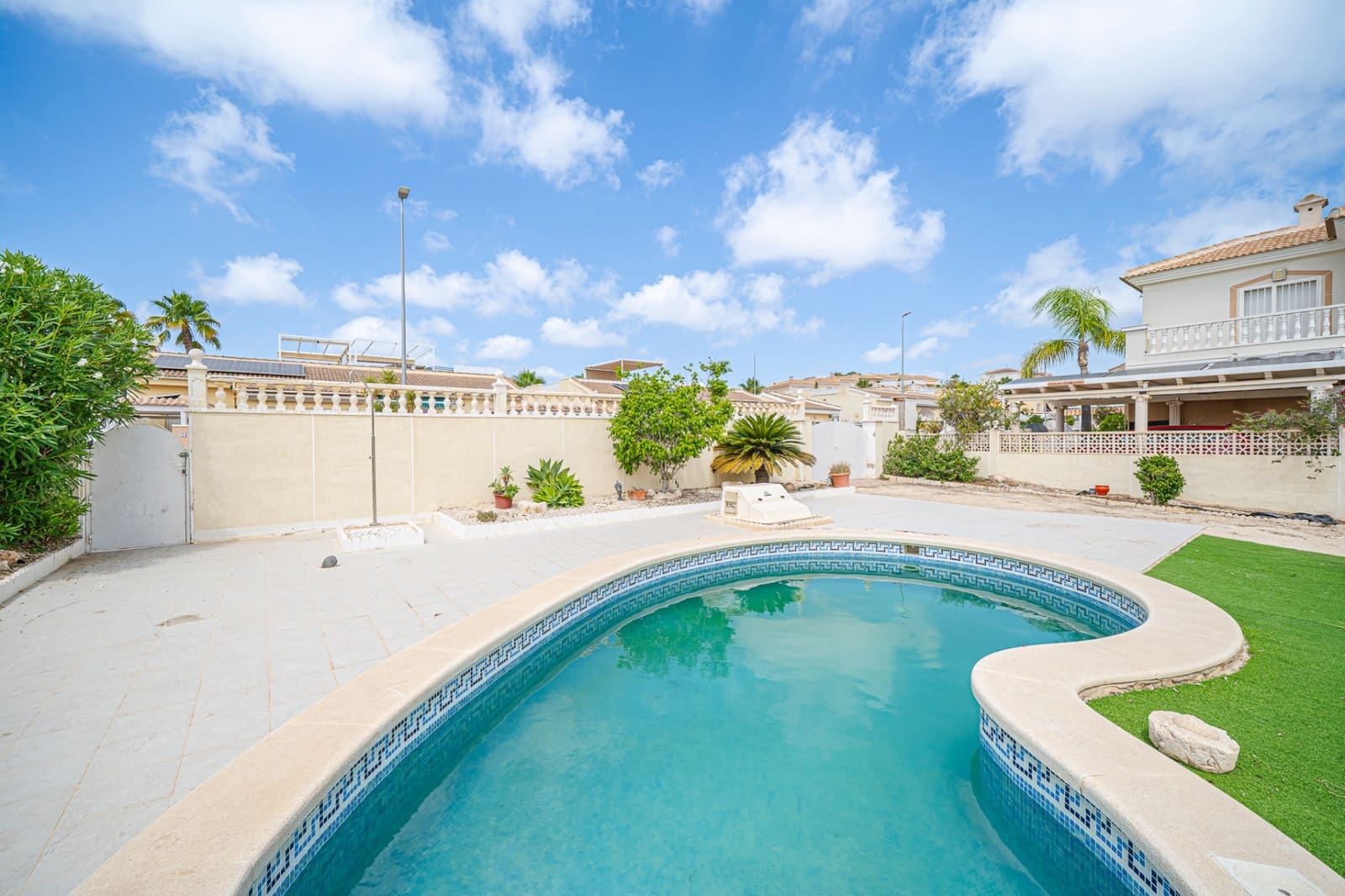 3 chambre Villa/Maison à vendre à Ciudad Quesada avec piscine - 399 000 € (Ref: 10012513)