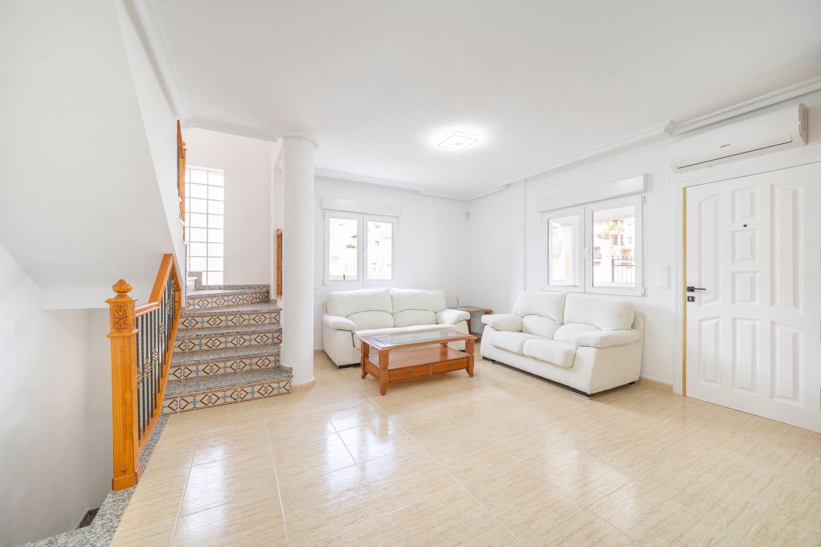 4 quarto Moradia para venda em Orihuela Costa com piscina - 460 000 € (Ref: 10012514)