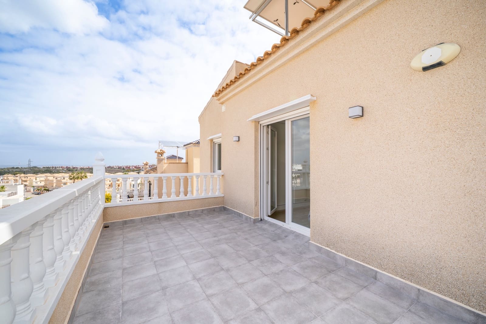 4 quarto Moradia para venda em Orihuela Costa com piscina - 460 000 € (Ref: 10012514)