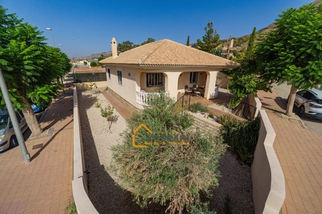 3 bedroom Villa for sale in Fortuna with pool - € 249,000 (Ref: 10014948)